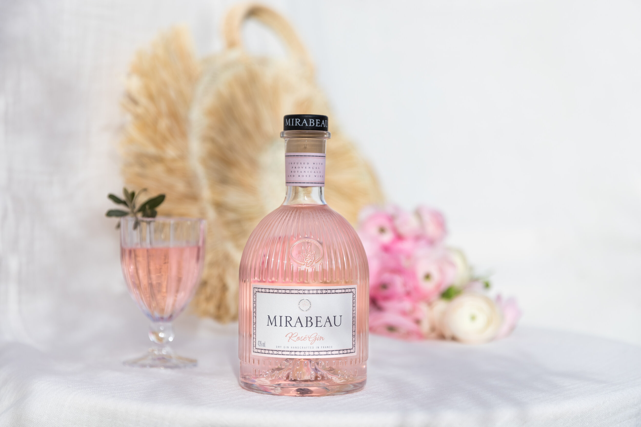 Gin Mirabeau Dry Rosè - immagine 3